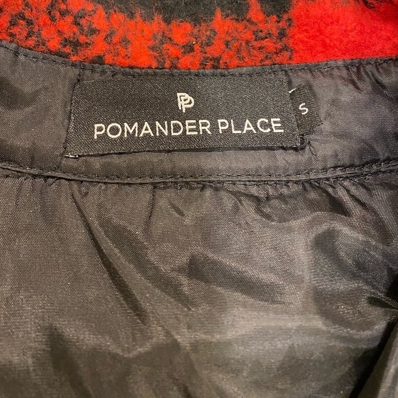 Pomander Place Tuckernuck Shirt Jacket Size Small Red Black Plaid Wool Blend - Picture 4 of 14